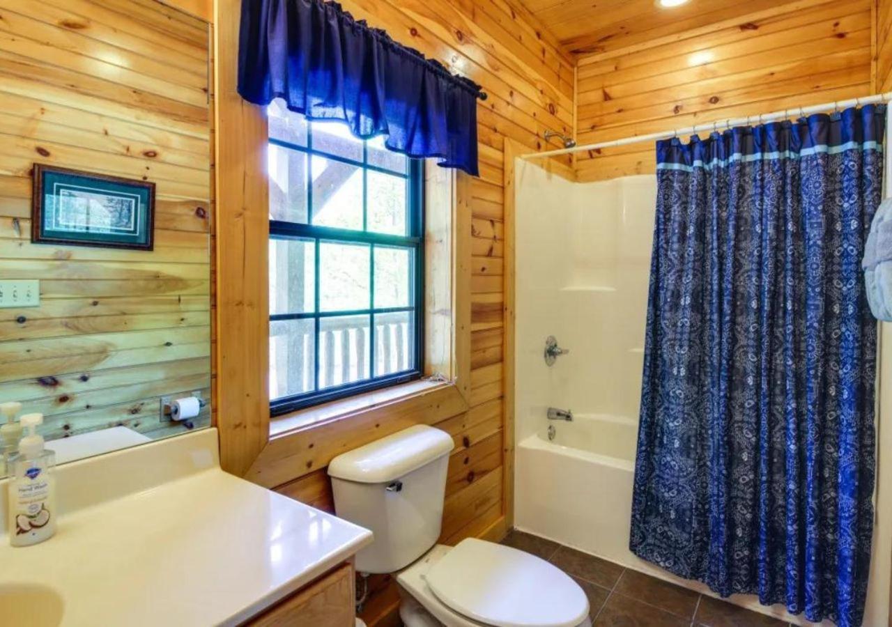 Luxury Family Retreat: Mountain Cabin Oasis Sevierville Exterior photo